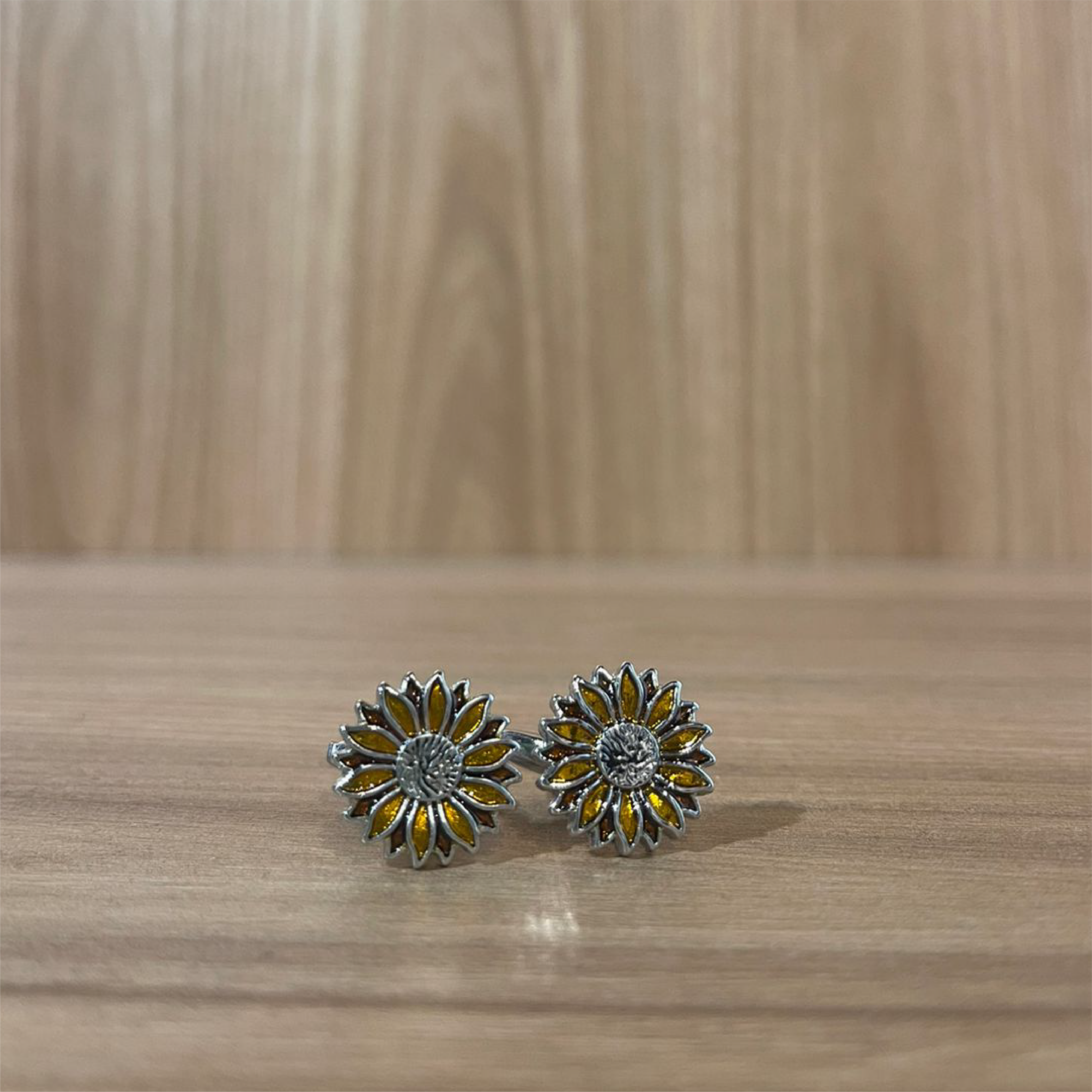 Cufflinks